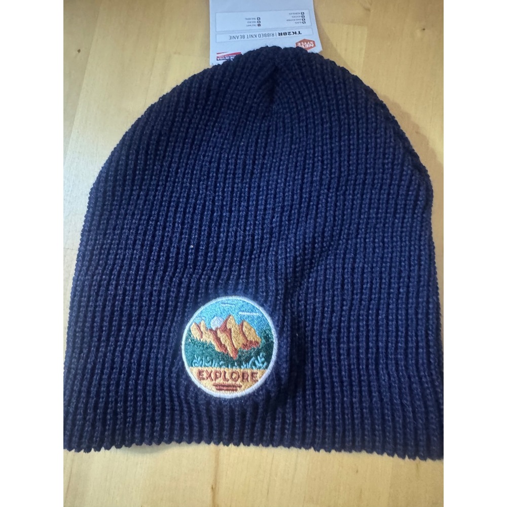 Cap America TK28R Ribbed Knit Beanie True black Explore Mountain Patch Hat NWT